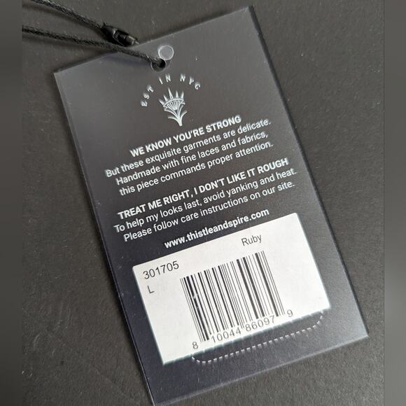 Thistle And Spire Strapped In Ruby Red Strappy Sexy Garter Belt L NWT - Picture 4 of 4